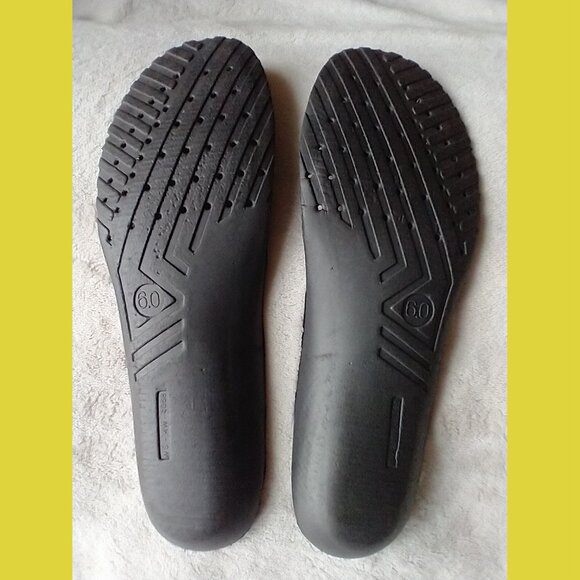 Merrell Siren Edge 3 hiking shoes, size 6 - Picture 9 of 10